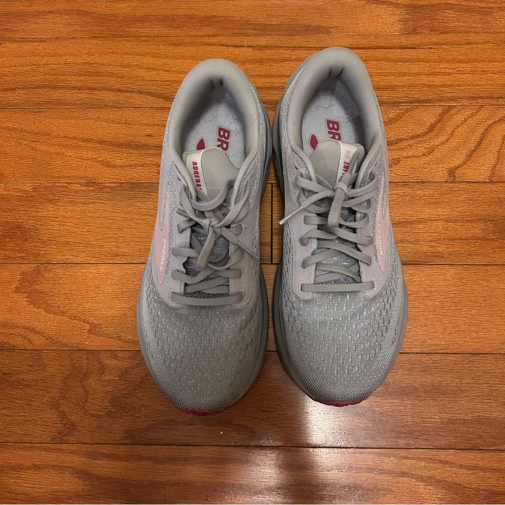 Brooks Gray and Pink Women's Sneakers